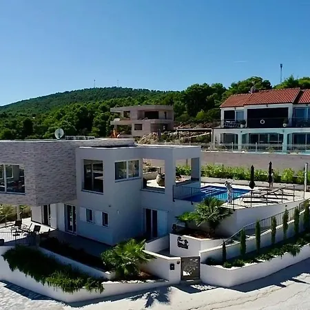 Vila Jasmina *
